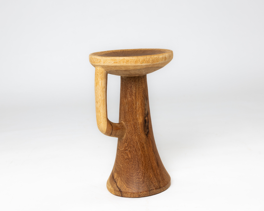 Wooden seat with handle