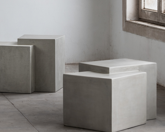 Side Table °1 – Concrete Bent